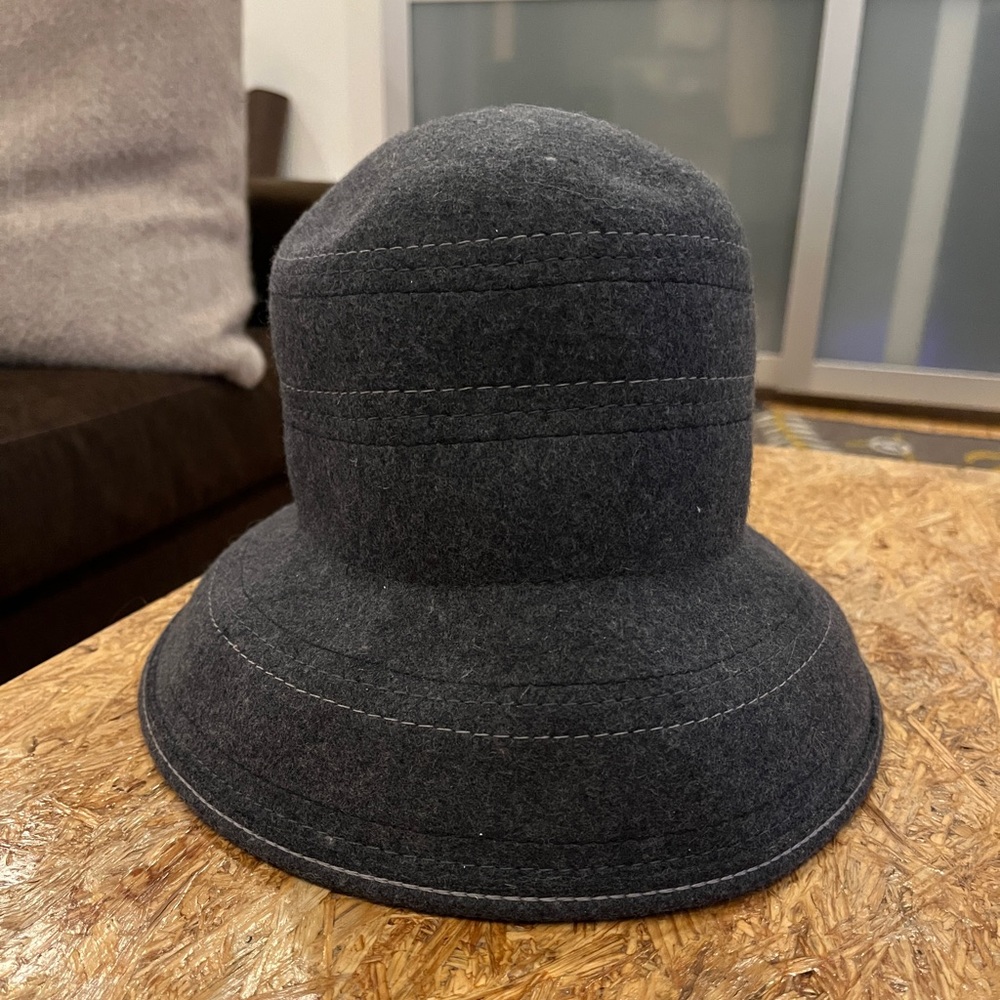 Vintage Liz Claiborne Charcoal Gray Bucket Hat - 100% Wool